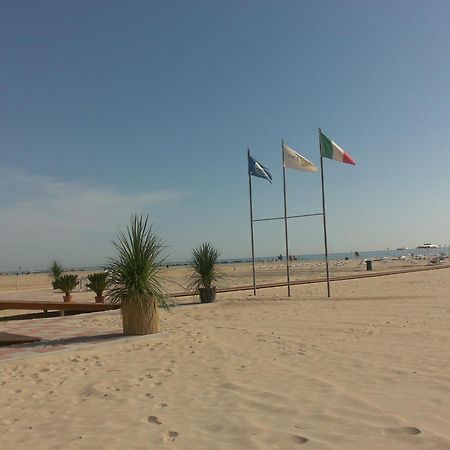 Residence Nettuno Campomarino  Bagian luar foto